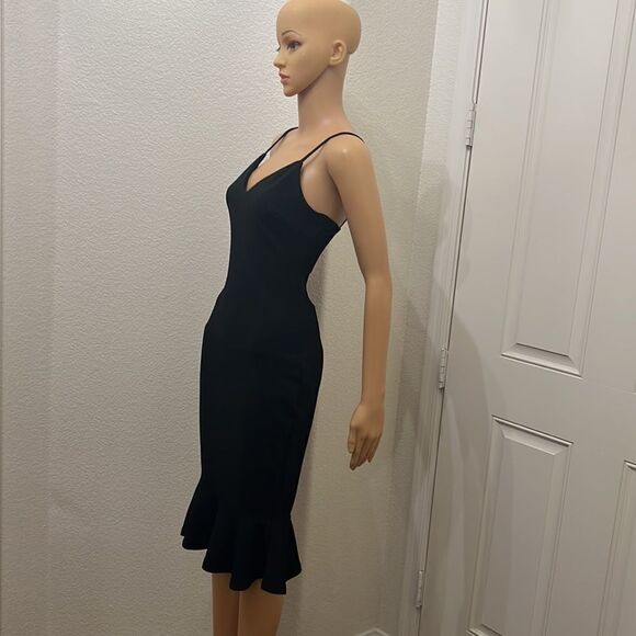 Adora Dress Size Small V Neck Sleeveless Lace Back Gold Zipper Ruffled Midi - Picture 3 of 10